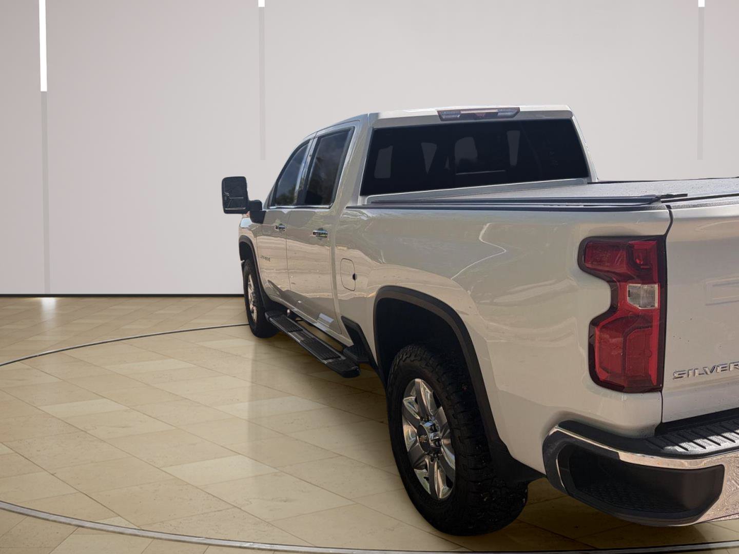 Used 2022 Chevrolet Silverado 2500 LTZ AWD/4WD image 5