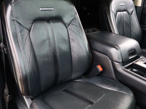 Used 2019 Ford Expedition Max Platinum image 20