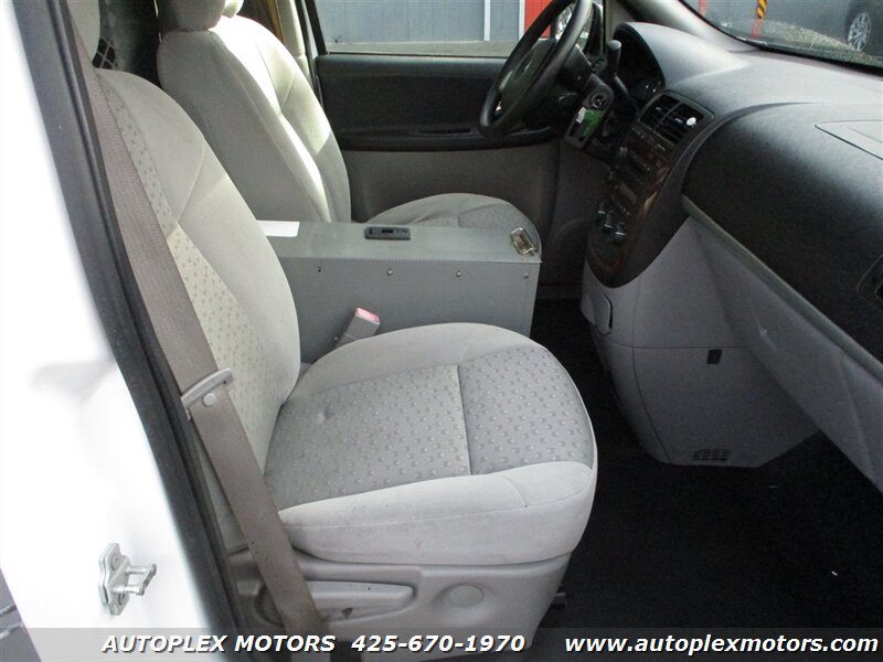 Used 2008 Chevrolet Uplander w/ Climate Package FWD image 15