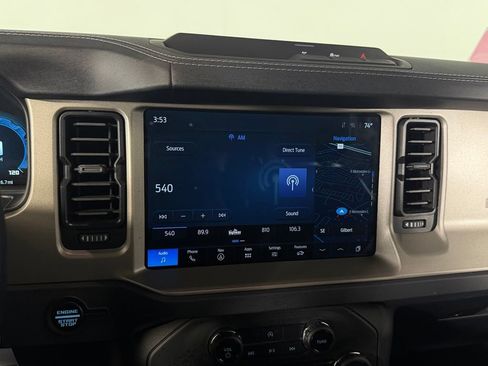 Used 2025 Ford Bronco Outer Banks AWD/4WD image 19