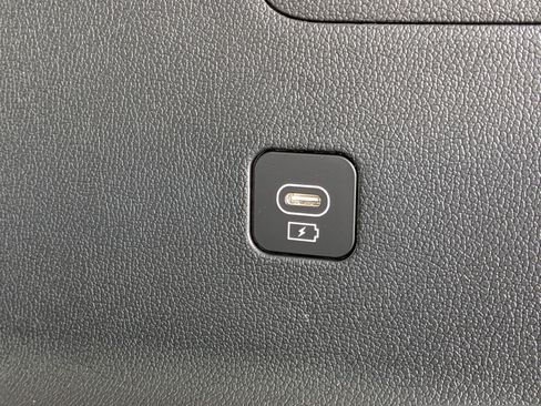 New 2026 Kia Sorento S FWD image 15