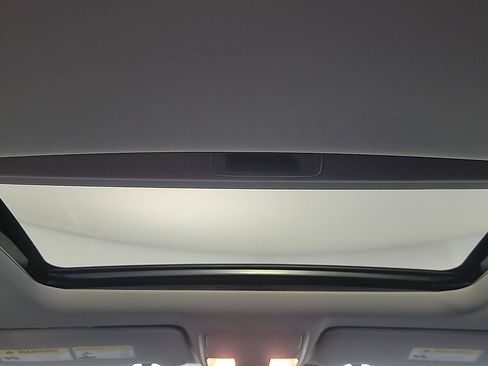 Certified 2022 Honda CR-V Touring image 25