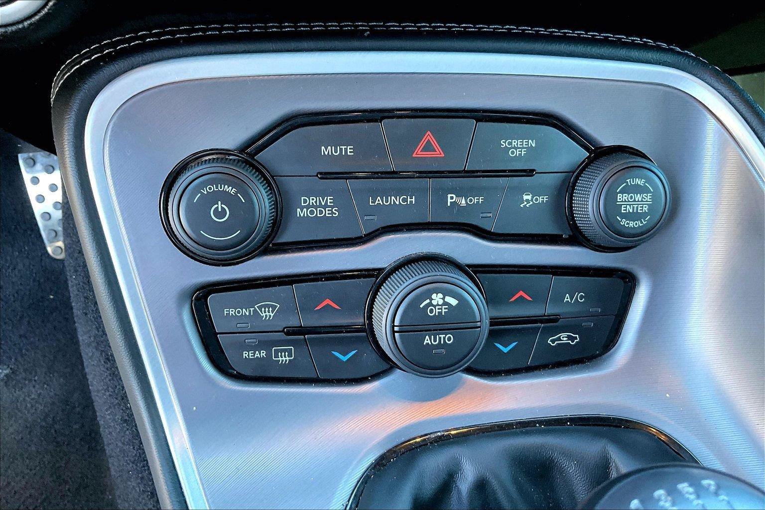 Used 2022 Dodge Challenger R/T Scat Pack w/ Driver Convenience Group RWD image 35