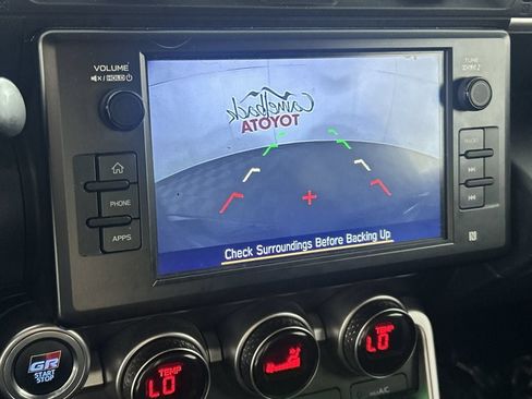Used 2024 Toyota GR86 Premium RWD image 17