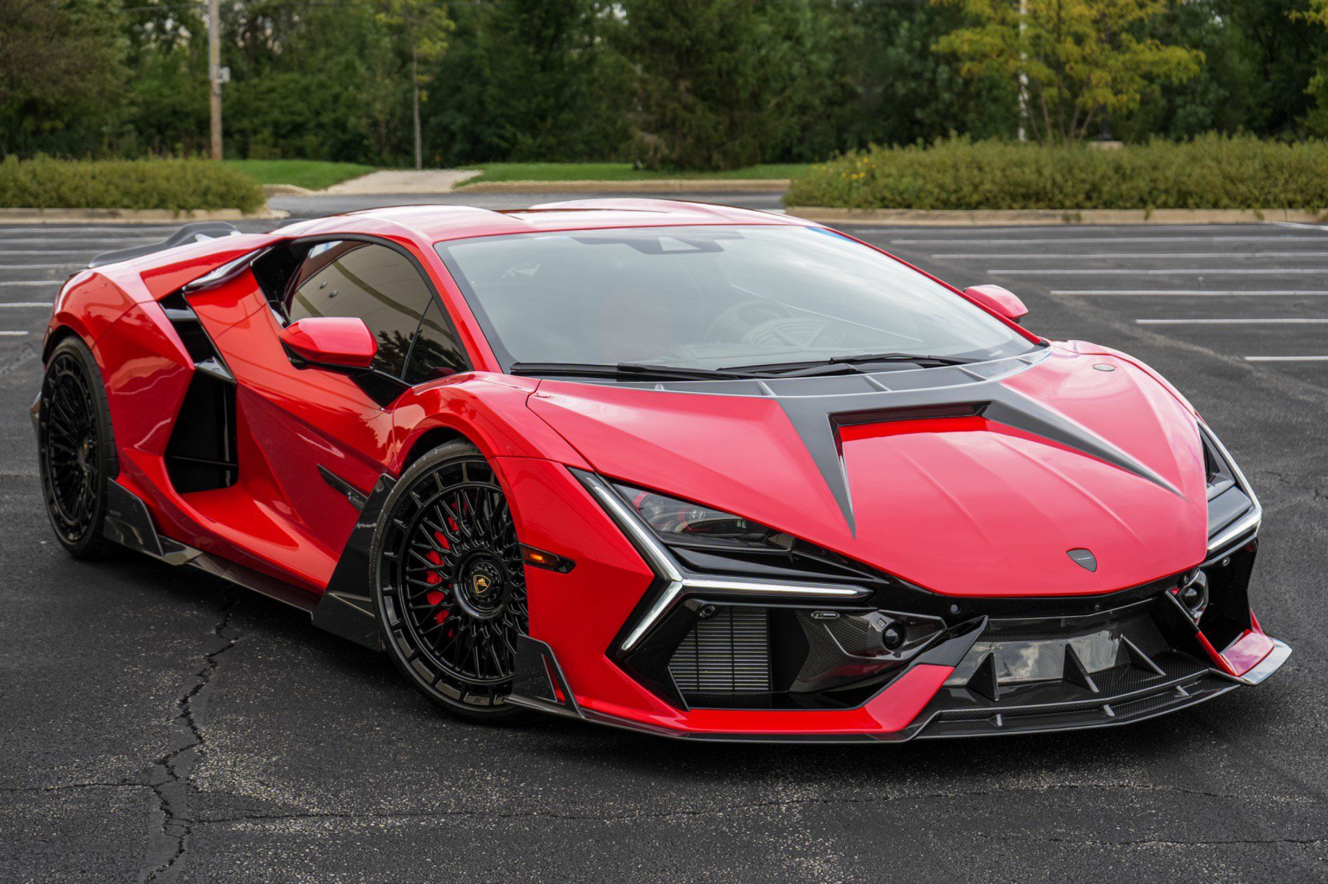 Used 2025 Lamborghini Revuelto AWD/4WD image 1