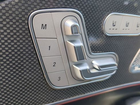 Used 2021 Mercedes-Benz GLE 450 4MATIC image 20