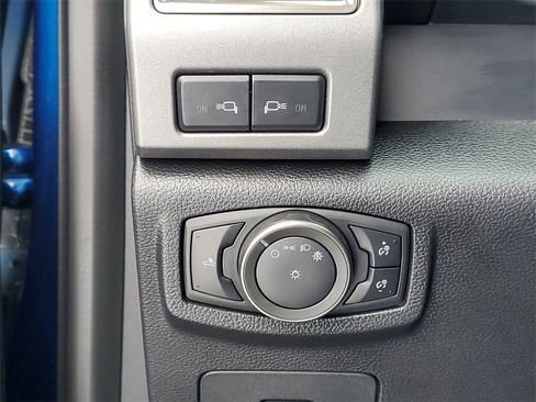 Used 2017 Ford F150 Raptor w/ Equipment Group 802A Luxury image 17