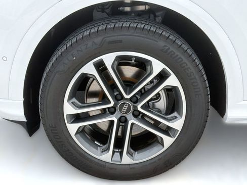 New 2026 Audi Q5 Premium AWD/4WD image 12