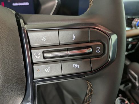 New 2026 GMC Canyon AT4 w/ Technology Plus Package image 20