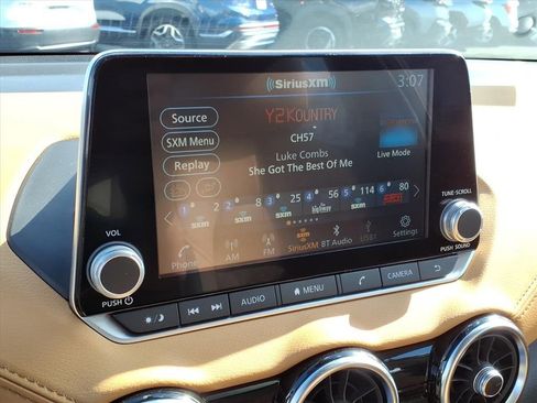 New 2025 Nissan Sentra SV w/ SV Premium Package image 14