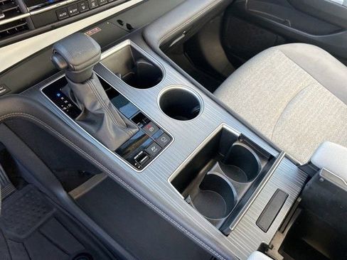 Used 2025 Toyota Sienna LE image 26