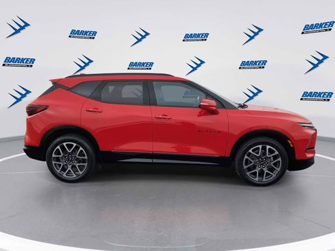 Used 2023 Chevrolet Blazer RS w/ Enhanced Convenience Package image 9