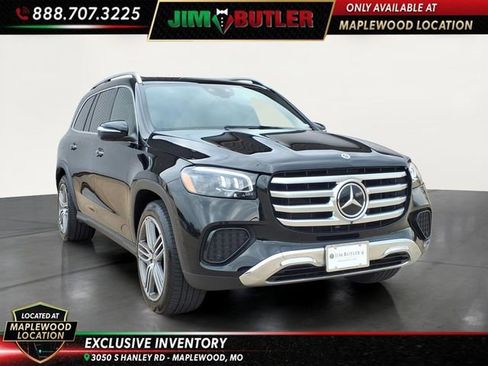 Used 2025 Mercedes-Benz GLS 450 4MATIC image 5