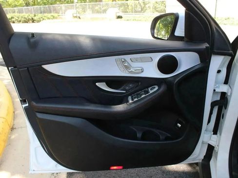 Used 2019 Mercedes-Benz GLC 43 AMG 4MATIC image 17