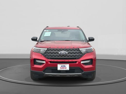 Certified 2023 Ford Explorer XLT w/ Equipment Group 202A image 3