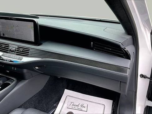 Used 2023 Lexus LS 500 AWD w/ Luxury Package image 29