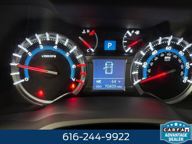 Used 2018 Toyota 4Runner SR5 Premium AWD/4WD image 2