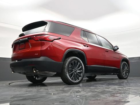 Used 2023 Chevrolet Traverse RS AWD/4WD image 25