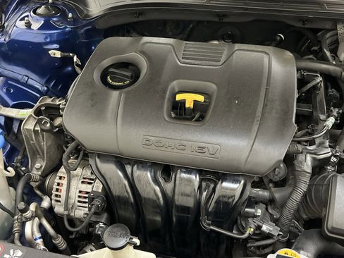 Used 2022 Kia Forte LXS w/ LXS Technology Package image 25