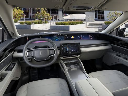 New 2026 Lincoln Nautilus Premier image 8