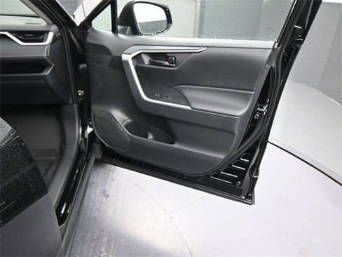 New 2025 Toyota RAV4 LE image 11