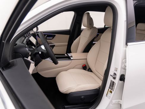 New 2025 Mercedes-Benz GLC 350e 4MATIC image 16