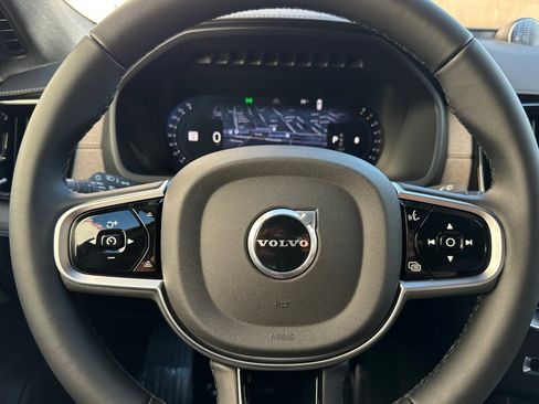 New 2026 Volvo XC90 B5 Ultra w/ Protection Package Premier image 21
