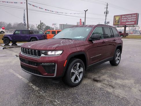 New 2026 Jeep Grand Cherokee Limited w/ Luxury Tech Group II image 7