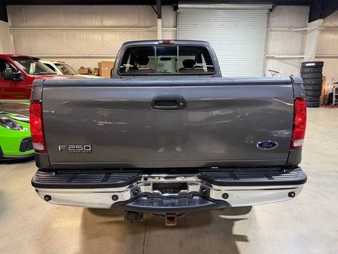 Used 2003 Ford F250 XLT AWD/4WD image 17