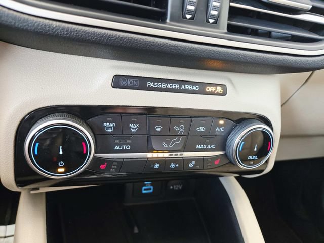 Used 2022 Ford Escape SEL w/ Technology Package AWD/4WD image 27