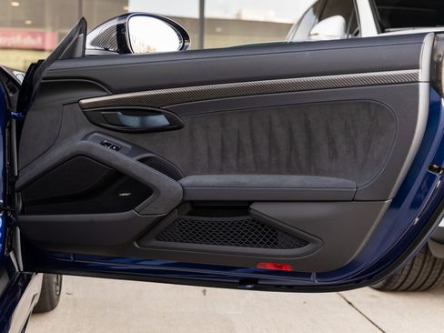 Certified 2025 Porsche 718 Cayman GT4 RS image 40