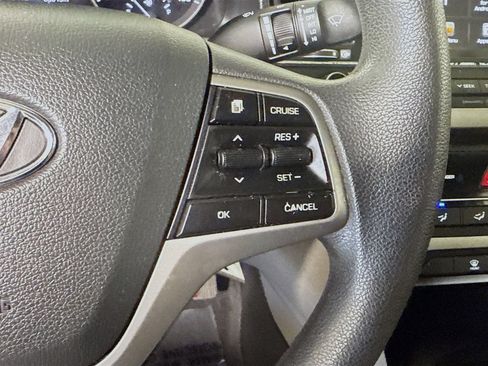 Used 2018 Hyundai Elantra SEL image 15