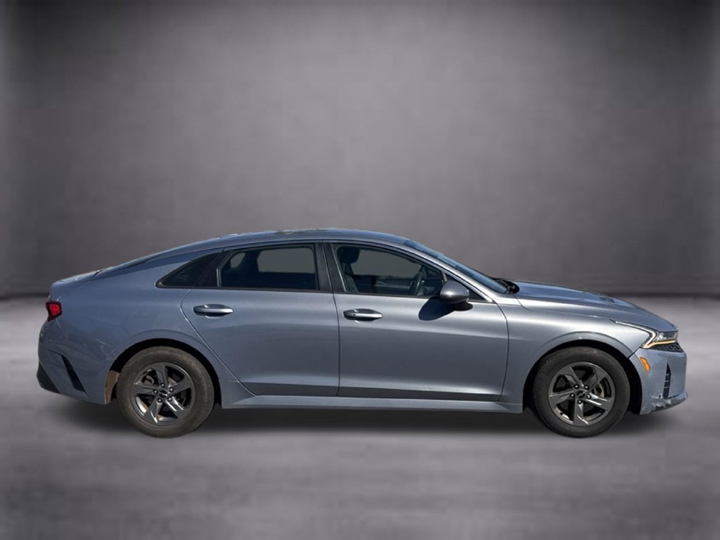 Used 2022 Kia K5 LXS FWD image 3