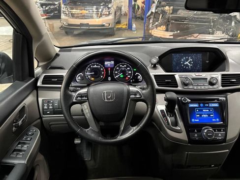 Used 2016 Honda Odyssey EX-L image 18