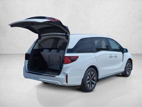 New 2026 Honda Odyssey EX-L image 2