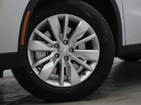 New 2026 Mitsubishi Outlander ES image 3