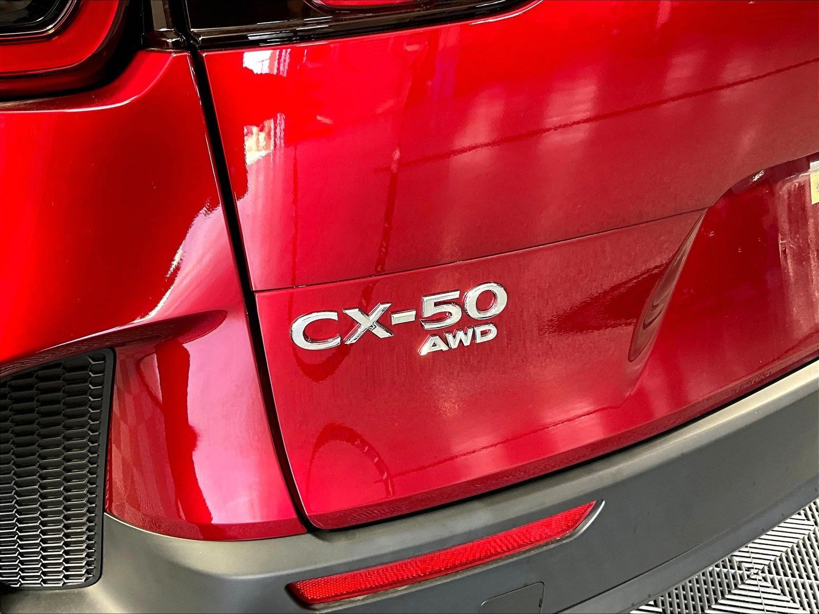 Used 2024 MAZDA CX-50 AWD 2.5 S w/ Cargo Package image 23