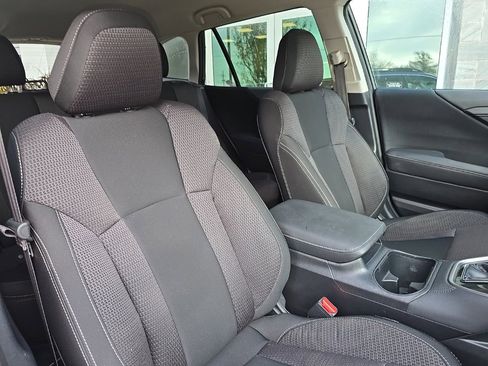 Used 2023 Subaru Outback Premium image 35