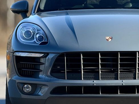 Used 2017 Porsche Macan S image 13