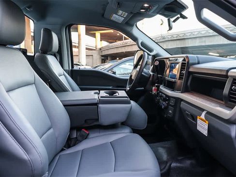 New 2026 Ford F250 XL w/ XL Chrome Package image 16
