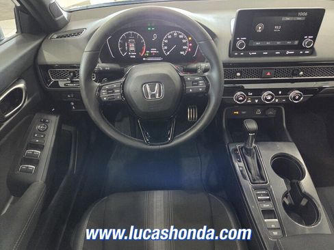 Used 2023 Honda Civic Sport image 9