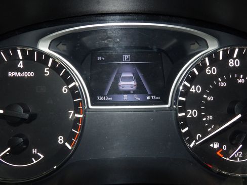 Used 2018 Nissan Altima 2.5 SV image 16