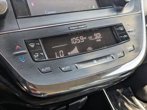 Used 2014 Toyota Avalon XLE image 14