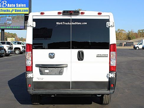 Used 2023 RAM ProMaster 2500 image 13