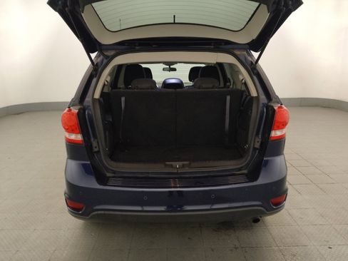 Used 2017 Dodge Journey SXT FWD image 29