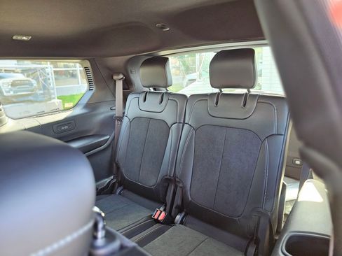 New 2026 Jeep Grand Cherokee L 2WD image 23