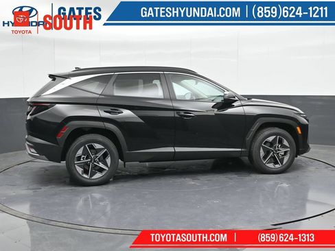 Used 2025 Hyundai Tucson SEL AWD/4WD image 3