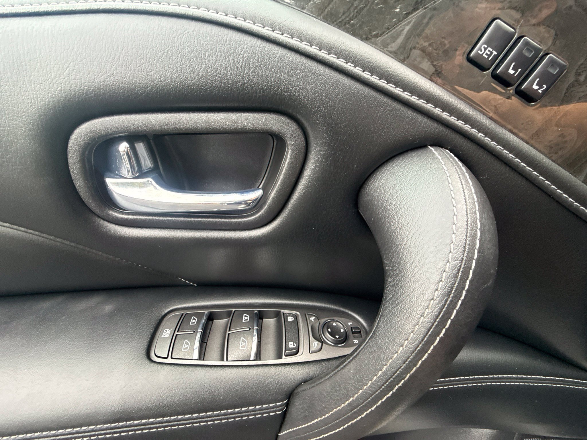 Used 2021 INFINITI QX80 Luxe AWD/4WD image 27