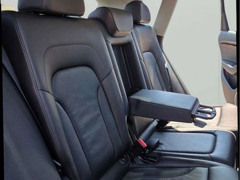 Used 2017 Audi Q5 2.0T Premium Plus w/ Technology Package image 21