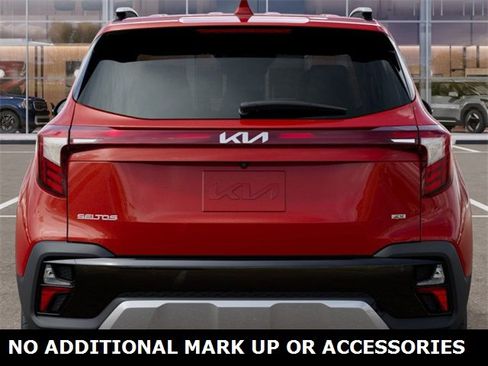 New 2026 Kia Seltos S image 13